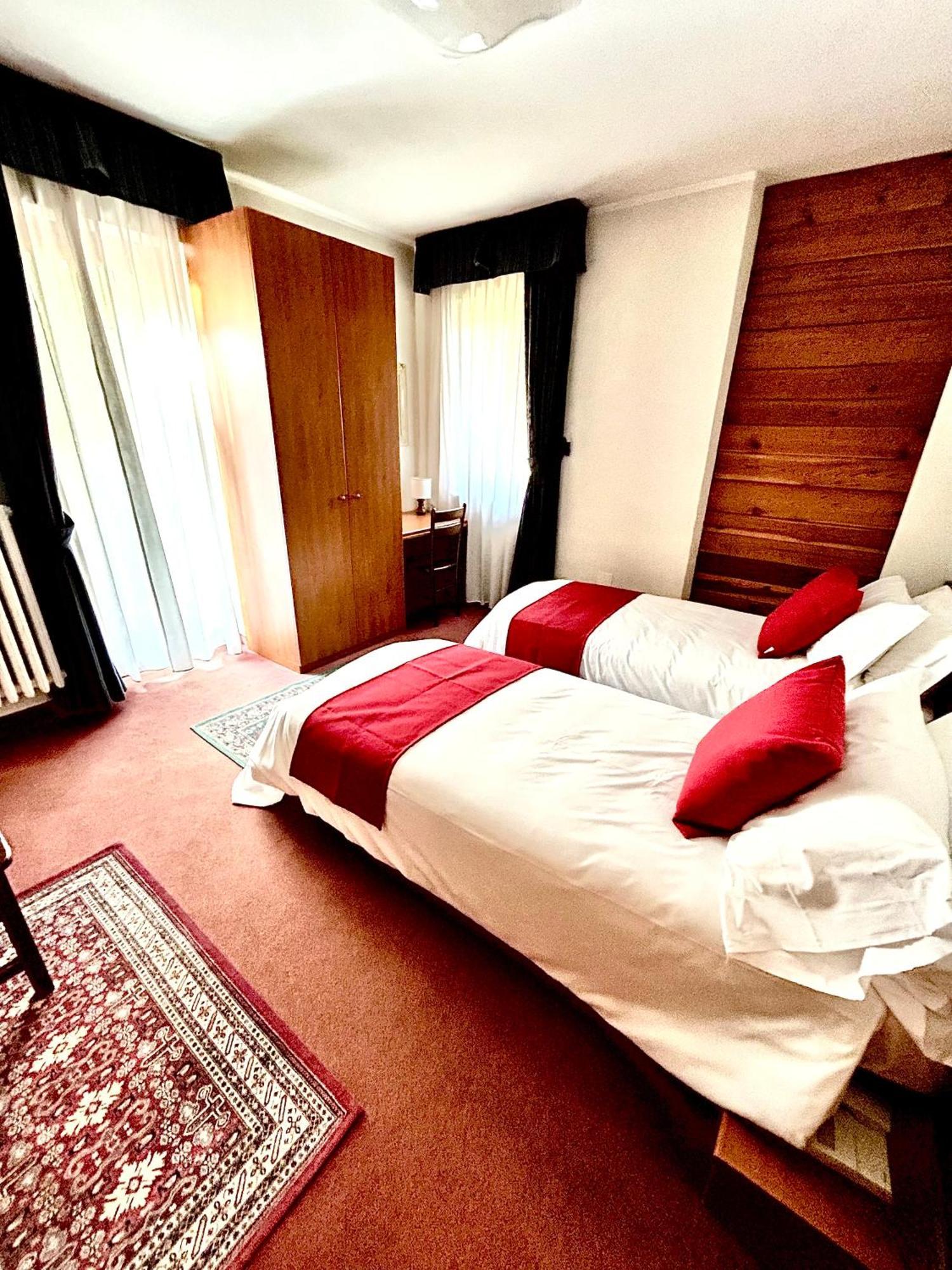 Hotel La Nigritella 바르도네키아 외부 사진